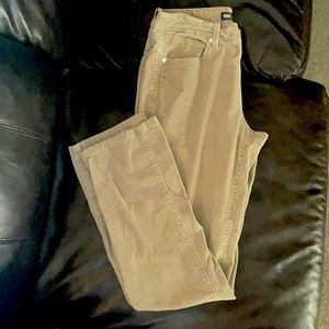 Levi’s 505 Straight Leg Tan Corduroy Jeans 8M